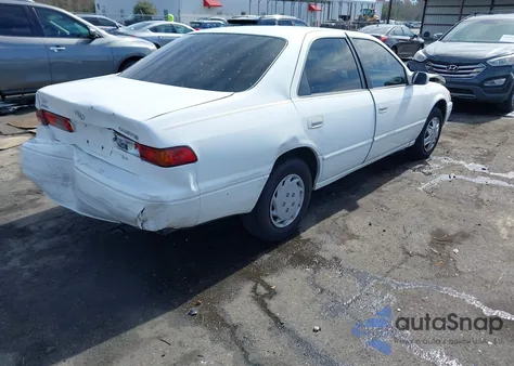 1999 Toyota Camry Le из США, поврежденный, VIN 4T1BG22K3XU922095